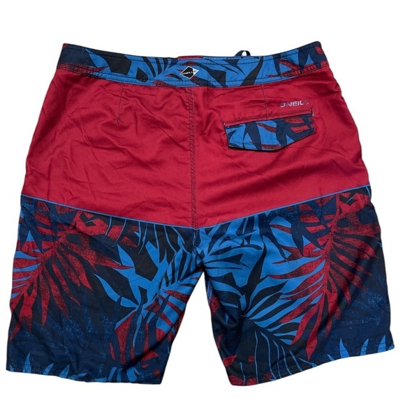 O’Neill tropical red and blue board shorts - Picture 4 of 4